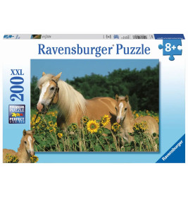 Ravensburger Puzzle, 200 Teile, ab 8 Jahren: Zwei hellbraune Pferde auf Sonnenblumenfeld abgebildet.