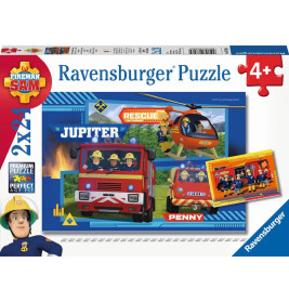 Ravensburger 7826 Puzzle Wasser marsch mit Sam, 2x24 Teile, zeigt Feuerwehrfahrzeug, Hubschrauber und Sam-Figuren.