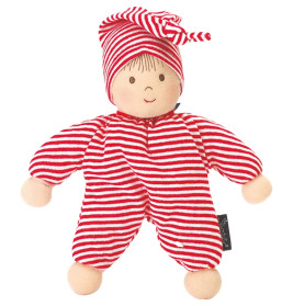 Stoffpuppe mit rot-weiß gestreifter Kleidung und Mütze, schlicht besticktes Gesicht.