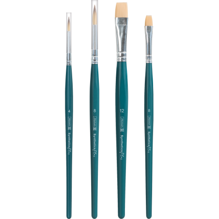 Vier türkisfarbene Pinsel unterschiedlicher Größe und Form liegen vertikal auf weißem Hintergrund.