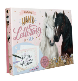 Miss Melody Briefbox Handlettering