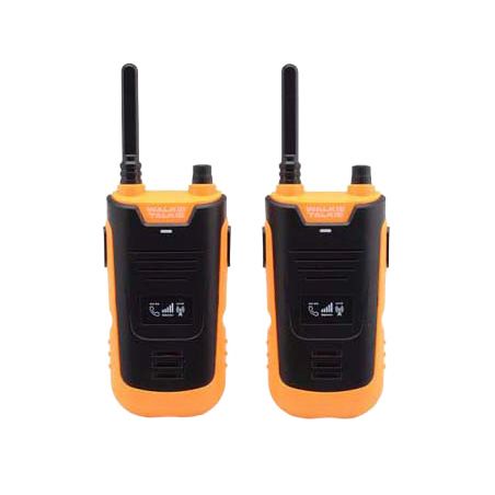 Zwei orange-schwarze Walkie-Talkies mit Antennen stehen nebeneinander auf weißem Hintergrund.