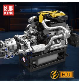 Lego-Modell eines Auto-Motors mit sichtbaren Zahnrädern, Rohren und ECU-Label in dunkler Garagen-Umgebung.
