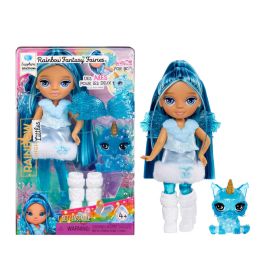 Regenbogen-Feenpuppe mit blauen Haaren, Flügeln und blauem Einhorn, in Verpackung gezeigt.