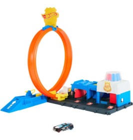 Hot Wheels Spielset mit orangener Schleife, blauem Starter und kleinem schwarzen Spielzeugauto vorne.