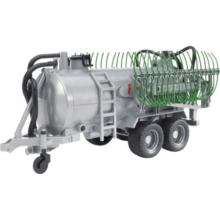 Silberner Spielzeug-Tankauflieger mit grünen Leitungen, schwarzen Schläuchen und vier Rädern für den landwirtschaftlichen Einsat