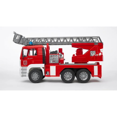 MAN TGA Feuerwehr mit Drehleiter, Wasserpumpe und L + S Modul