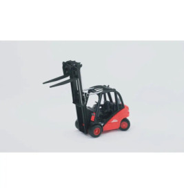 Linde Gabelstapler H30D mit Anhängerkupplung und 2 Paletten