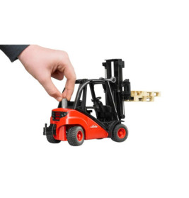 Linde Gabelstapler H30D mit Anhängerkupplung und 2 Paletten