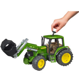 John Deere 6920 mit Frontlader