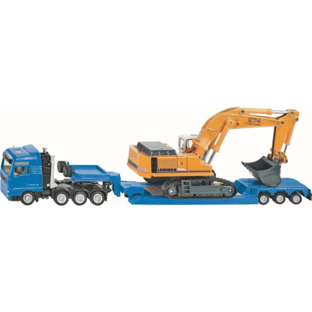 Ein blauer Spielzeug-Lkw transportiert einen orangefarbenen Bagger auf einem Tieflader.