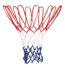 Basketballnetz in Rot, Weiß und Blau, als Ring geformt, vor weißem Hintergrund.
