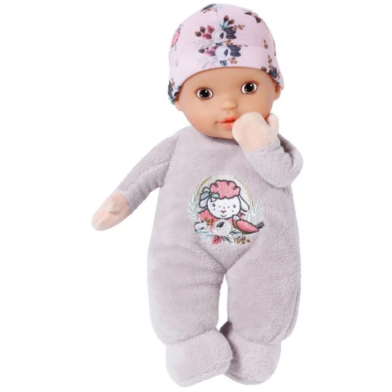 Weiche Babypuppe im grauen Strampler mit Blumenmütze und gesticktem Tiermotiv auf der Vorderseite. Weiche Babypuppe im grauen Strampler mit Blumenmütze und gesticktem Tiermotiv auf der Vorderseite.