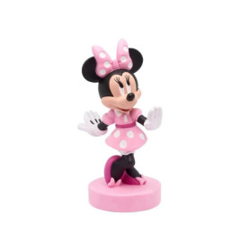 Eine Minnie-Maus-Figur im pinken Kleid und mit gepunkteter Schleife steht auf einem pinken Sockel.