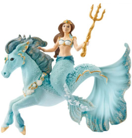 Eine Meerjungfrau mit Dreizack reitet ein blaues, pferdeähnliches Meereswesen mit Flossen und goldenen Akzenten.