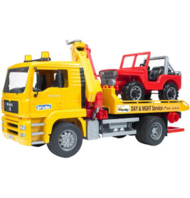 MAN TGA Abschlepp-LKW mit Geländewagen