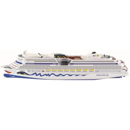 Modell eines großen weißen AIDA-Kreuzfahrtschiffs mit blauen Wellenmustern an der Seite.