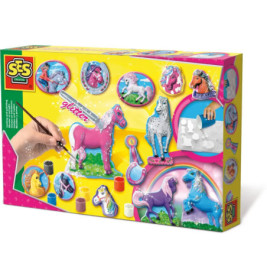 SES Creative Malkasten Einhorn und Pferd mit Farben, Pinseln und Glitzer-Deko auf bunter Verpackung abgebildet.