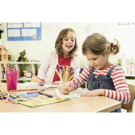 Ergonomischer Buntstift für Linkshänder - STABILO EASYcolors - mit 6 verschiedenen Farben Ergonomischer Buntstift für Linkshänder - STABILO EASYcolors - mit 6 verschiedenen Farben