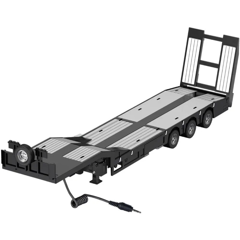Schwarz-silbernes Tieflader-Modell mit drei Achsen und Audiobuchsen-Stecker an der Vorderseite. Schwarz-silbernes Tieflader-Modell mit drei Achsen und Audiobuchsen-Stecker an der Vorderseite.