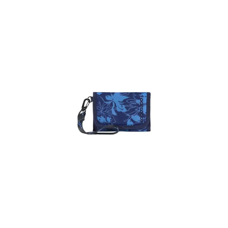 Blaues Portemonnaie mit Blumenmuster und abnehmbarem Riemen vor weißem Hintergrund. Blaues Portemonnaie mit Blumenmuster und abnehmbarem Riemen vor weißem Hintergrund.