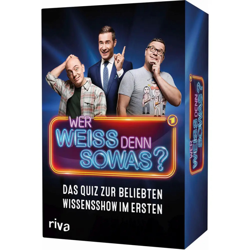 Drei Männer stehen neben einem Neon-Schild mit der Aufschrift Wer weiß denn sowas? auf einer Quizspiel-Box.