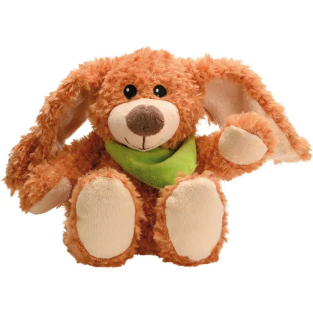 Plüschhase in Braun mit Schlappohren, grünem Schal und cremefarbenen Pfoten sitzt aufrecht.