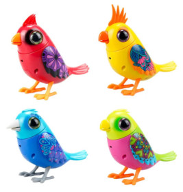 Vier bunte Spielzeugvögel mit Mustern in Rot, Gelb, Blau und Grün-Rosa.