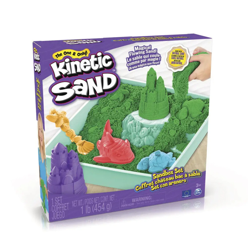 Kinetic Sand Sandkastenset mit grüner Knete, Förmchen und geformter Sandburg auf der Verpackung. Kinetic Sand Sandkastenset mit grüner Knete, Förmchen und geformter Sandburg auf der Verpackung.