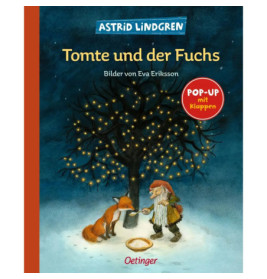 Buchcover: Tomte und der Fuchs zeigt einen Wichtel und einen Fuchs nachts unter einem beleuchteten Baum, mit Sticker.