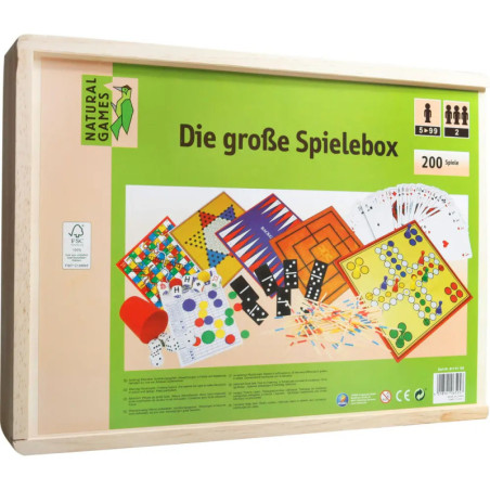 Holzbox mit Aufschrift Die große Spielebox, auf dem Deckel sind Brettspiel- und Kartenmotive abgebildet.
