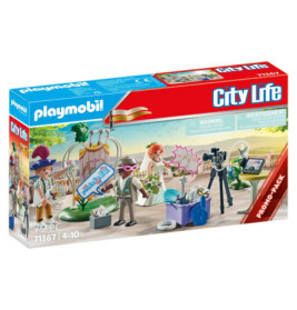 Playmobil City Life Promo-Set mit 79 Teilen für Kinder von 4-10 Jahren Figuren beim Filmen und Gärtnern.