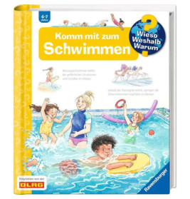 Kinder und Schwimmlehrer üben gemeinsam im Hallenbad mit dem Buch Komm mit zum Schwimmen.