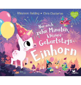Ein Einhorn mit Partyhut und Ballons feiert ausgelassen mit Kindern auf einer bunten Geburtstagsparty.