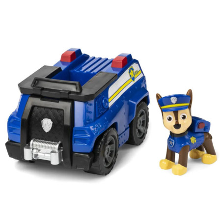 Kleines blaues Spielzeug-Polizeiauto und Polizeihund in Uniform aus der Serie PAW Patrol. Kleines blaues Spielzeug-Polizeiauto und Polizeihund in Uniform aus der Serie PAW Patrol.