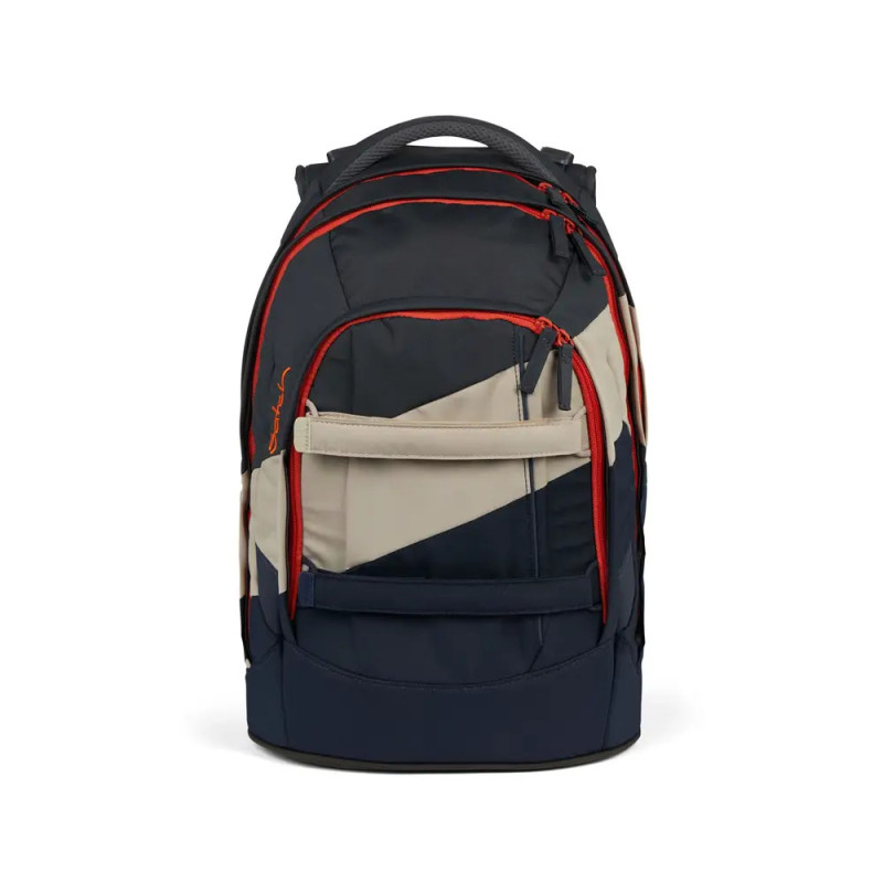 Rucksack in Navy, Beige und Rot mit mehreren Fächern und geometrischem Color-Block-Design. Rucksack in Navy, Beige und Rot mit mehreren Fächern und geometrischem Color-Block-Design.