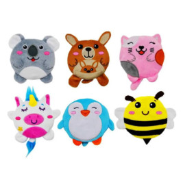 Sechs runde Plüschtiere - Koala, Känguru, Katze, Einhorn, Pinguin und Biene - auf weißem Hintergrund.