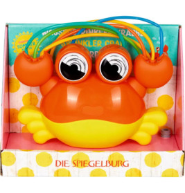 Orange-gelbes Krabben-Sprinklerspielzeug mit großen Augen in bunter Verpackung, beschriftet mit Die Spiegelburg.