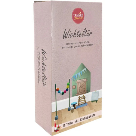 Box des Tanner Deco Elf Door Sets mit einer Miniatur-Grüntür und passendem Deko-Zubehör.