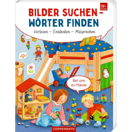 Zwei Kinder spielen in einem bunten, gemütlichen Zimmer mit Hochbett sowie verstreuten Bauklötzen und Büchern.