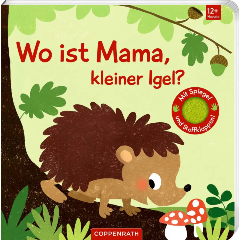 Ein gezeichneter Igel betrachtet einen Pilz unter einem Baum Text: Wo ist Mama, kleiner Igel?.