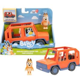 Bluey Heeler Family Road Trip Set mit orangem 4WD-Auto und Bluey-Hundfigur in Verpackung.