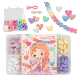 Perlen-Set mit bunten Herzperlen, Schnur und einer Princess Mimi Zeichnung auf der Verpackung.