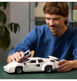 LEGO® ICONS 10337 - Lamborghini Countach 5000 Quattrovalvole
