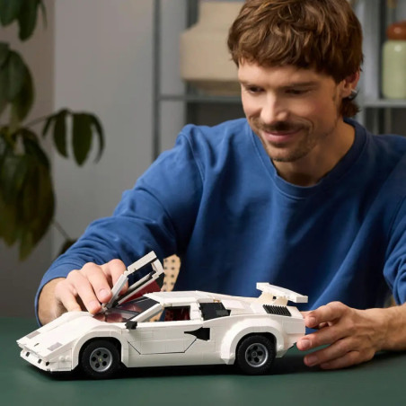 LEGO® ICONS 10337 - Lamborghini Countach 5000 Quattrovalvole