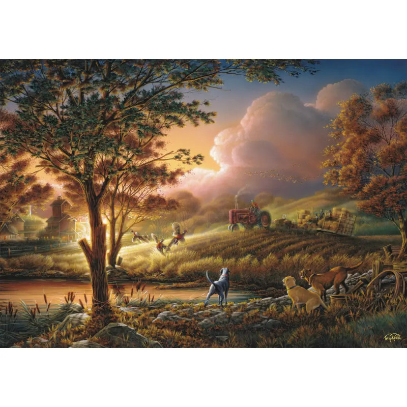 Sonnenuntergang über einem Feld mit Traktor, Hunde am Teich und Menschen auf Pferden im Hintergrund. Sonnenuntergang über einem Feld mit Traktor, Hunde am Teich und Menschen auf Pferden im Hintergrund.