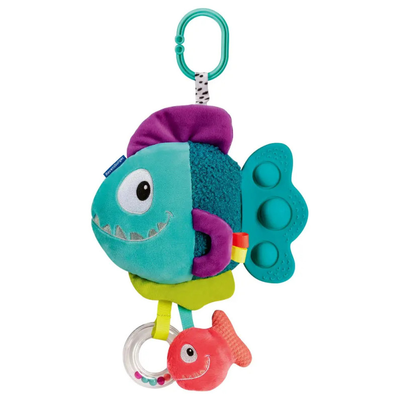 Weiches, türkisfarbenes Fisch-Babyspielzeug mit Clip, violetten Flossen, strukturiertem Schwanz und kleinem roten Fisch. Weiches, türkisfarbenes Fisch-Babyspielzeug mit Clip, violetten Flossen, strukturiertem Schwanz und kleinem roten Fisch.