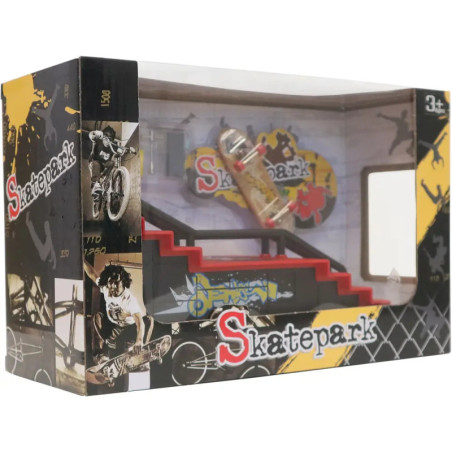 Fingerboard-Skatepark-Spielset in Box mit Rampe, Treppe und Skater-Grafiken auf der Verpackung.