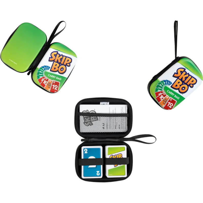 Grüne Skip-Bo-Tasche geöffnet mit Karten und geschlossen aus verschiedenen Perspektiven gezeigt.