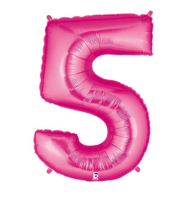 Großer, rosa Luftballon in Form der Zahl 5 vor weißem Hintergrund.